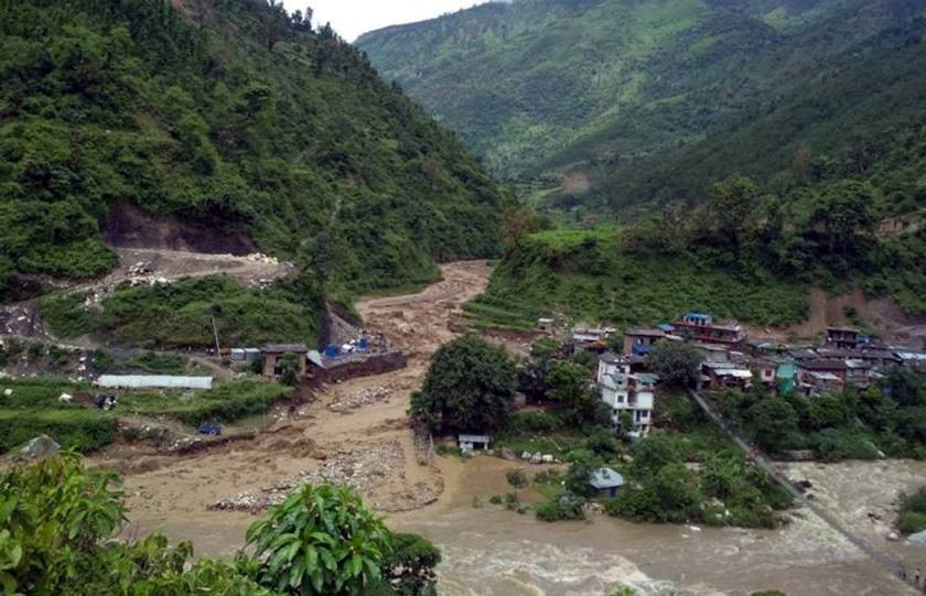 पोखरामा बाढी पहिरोको असर, डेढ सय घर डुबानमा