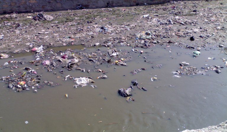 राजधानीमा कोरोना बढे पनि रोकिएन सफाइ अभियान