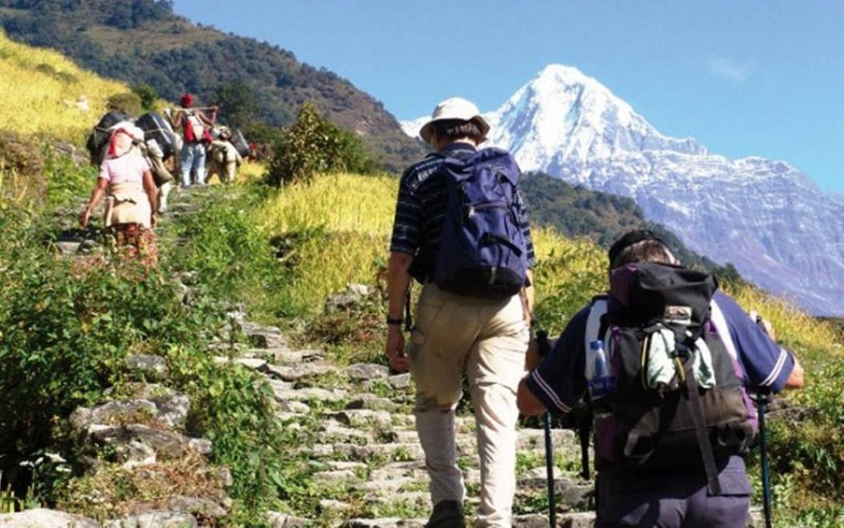 पाँच वर्षमा २५ लाख विदेशी पर्यटक भित्र्याउने सरकारको लक्ष्य