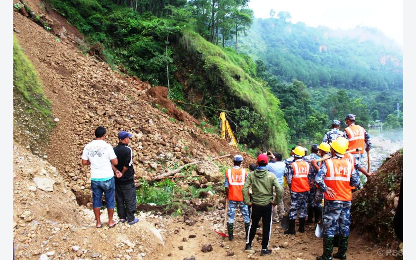 पहिरोमा परी बेपत्ता भएका २ जनाको शव फेला