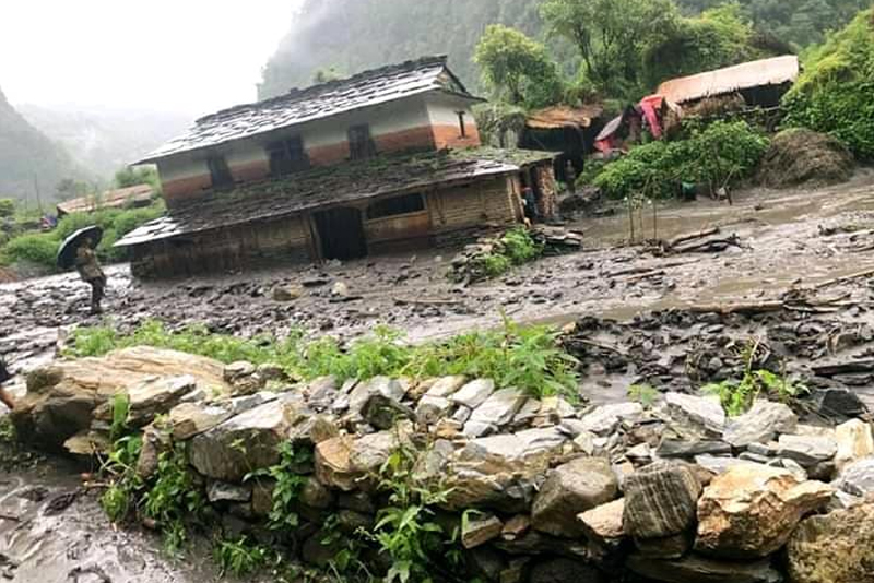 म्याग्दीका ३१ बस्ती पहिरो र १३ बस्ती नदीकटानको उच्च जोखिममा
