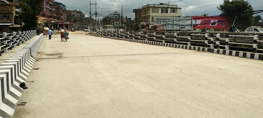 सम्पन्न भएको तीन वर्ष हुँदा पनि सञ्चालनमा आएन टेकु पुल