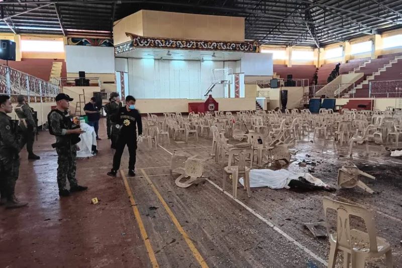 फिलिपिन्सको एक विश्वविद्यालयको व्यायमशालामा विष्फोट