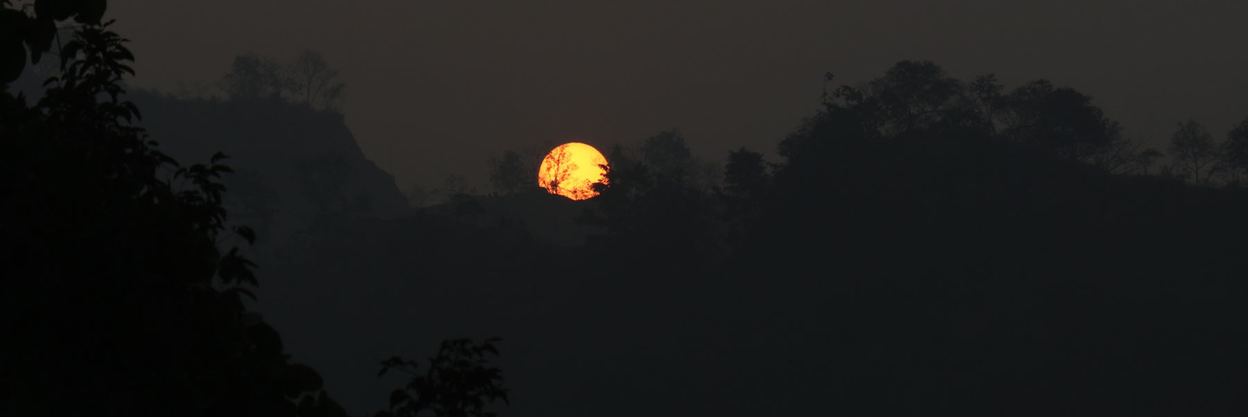 मुसिकोटबाट देखिएको सूर्यदय