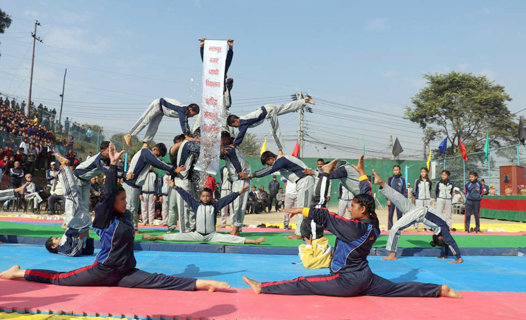 तेक्वाण्डो खेलको प्रदर्शन गर्दै खेलाडी