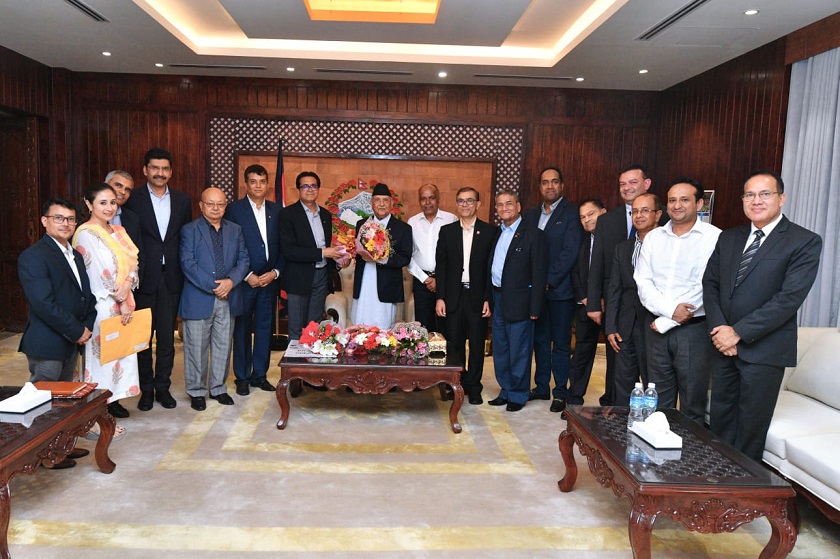 अर्थतन्त्रलाई चलायमान बनाउन मौद्रिक नीति कठोर हुनुहुँदैन : प्रधानमन्त्री ओली