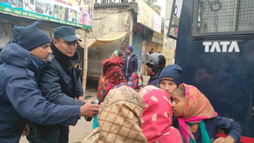 जनकपुरधाममा बन्द गराउँदै हिँड्ने प्रभु साहका २३ कार्यकर्ता पक्राउ