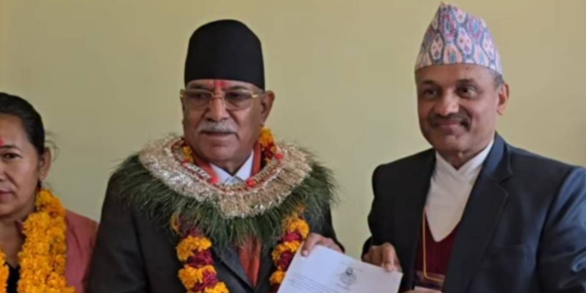 प्रचण्डले गरे रुकुम पूर्वबाट उम्मेदवारी दर्ता