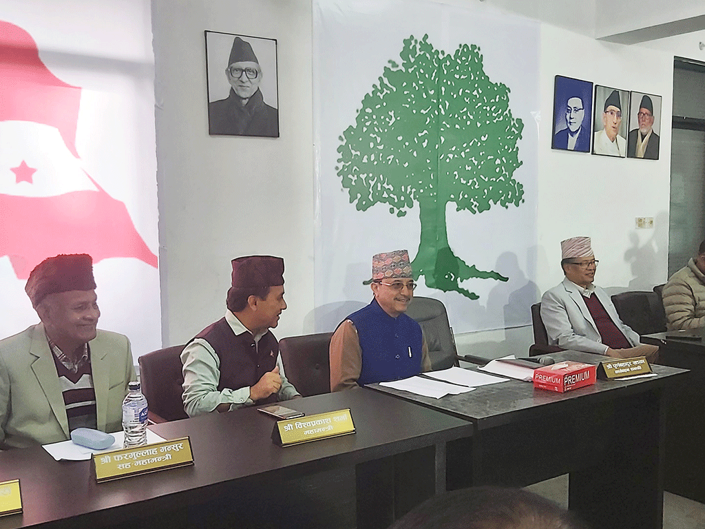 ‘सबै एजेण्डा सहमतिमा टुंगो लगाउने प्रयत्न भइरहेको छ’ : पूर्णबहादुर खड्का