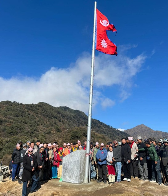 राष्ट्रिय झन्डा फहराएर सकियो एमालेको संकल्पयात्रा