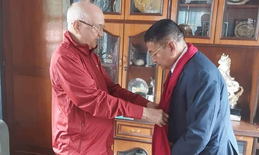 राप्रपा नेपालका उपाध्यक्ष एमाले प्रवेश