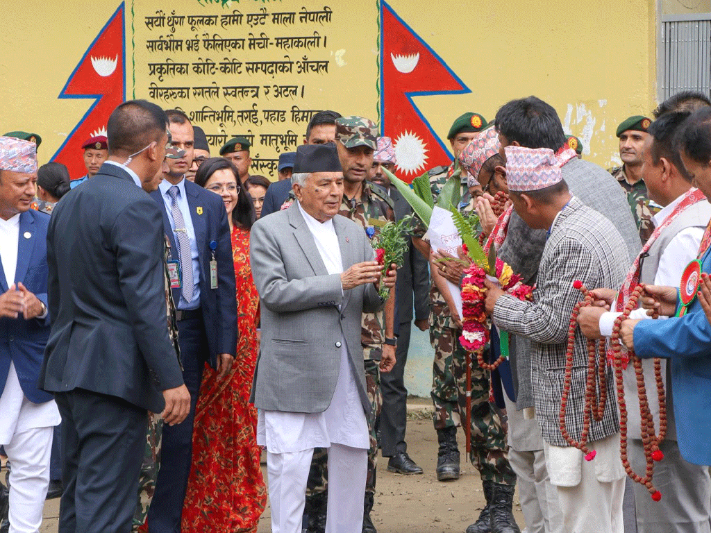 राष्ट्रपति पौडेल सङ्खुवासभामा