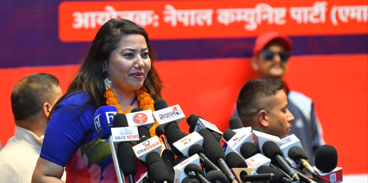 ‘विगत र वर्तमानलाई दाँजेर ट्रोल गरे पनि स्वीकार छ’ : रामकुमारी झाँक्री