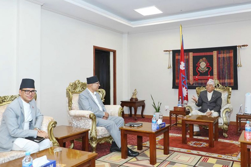 राष्ट्रपतिलाई बजेटबारे ब्रिफिङ