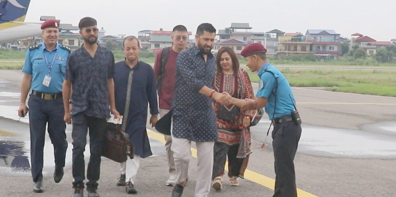 राष्ट्रिय महाधिवेशनका लागि सभापति लामिछाने चितवनमा
