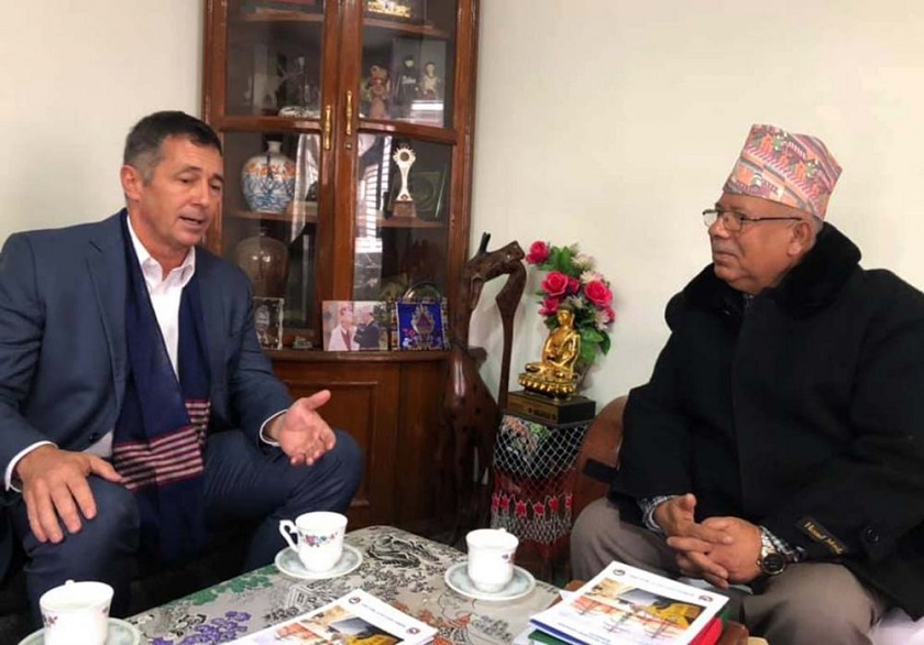 माधव नेपाल र अमेरिकी राजदूतबीच भेटवार्ता, एमसिसीका बारेमा  छलफल
