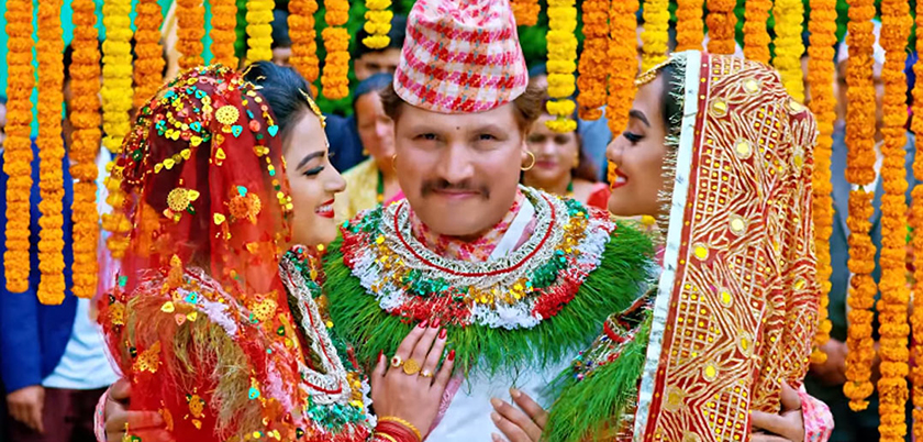 दसैँमा फिल्म चलाउने होड