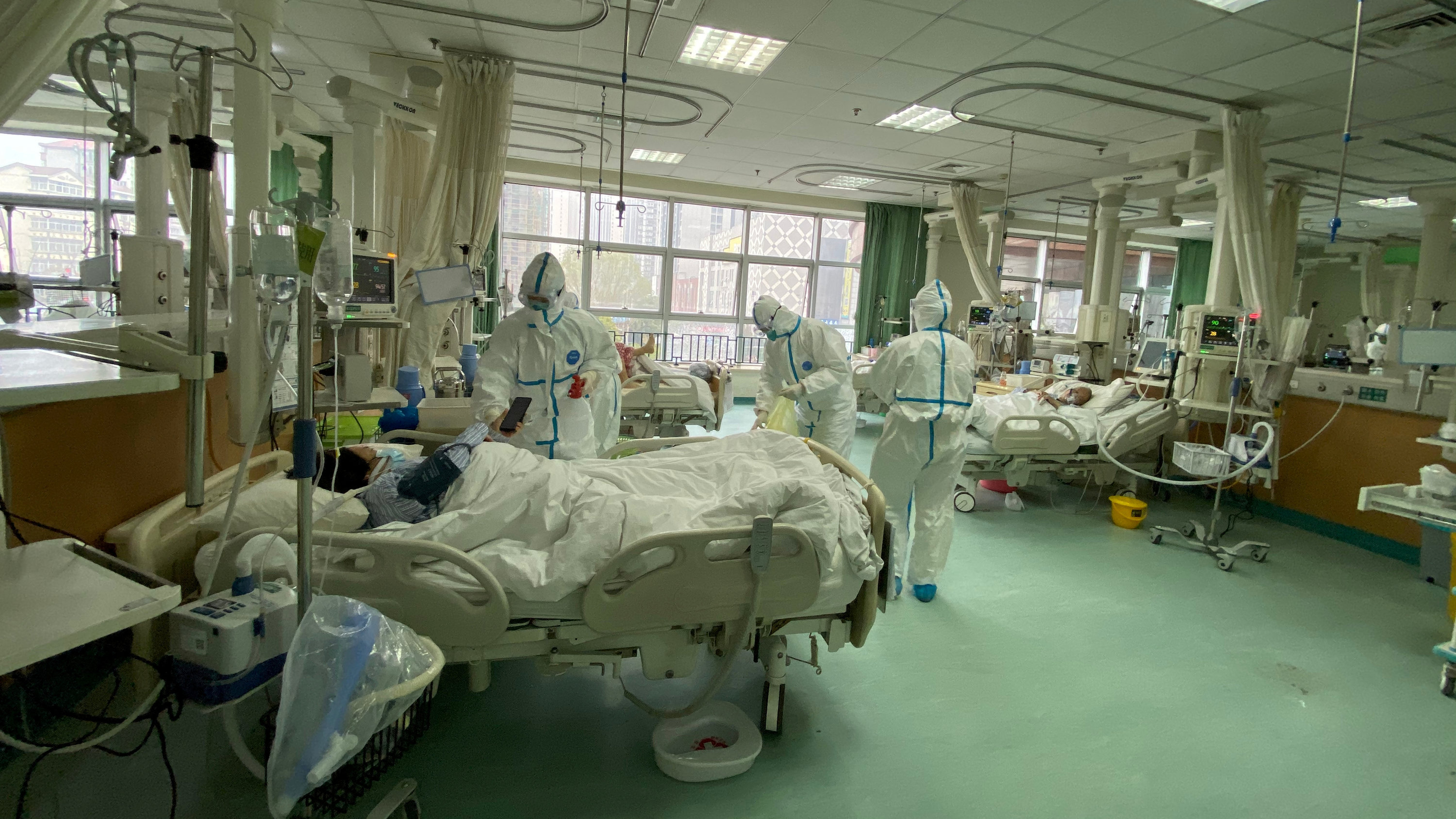 चीनमा कोरोना पीडित थप ५२ जनाको मृत्यु