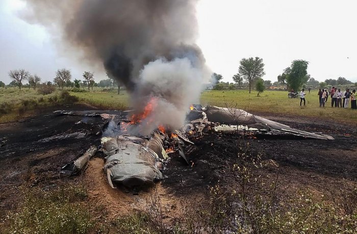 भारतीय लडाकू विमान दुर्घटनाग्रस्त
