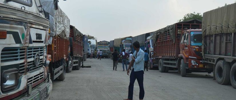 नाकामा तरकारी सड्यो बजारमा भाउ बढ्यो