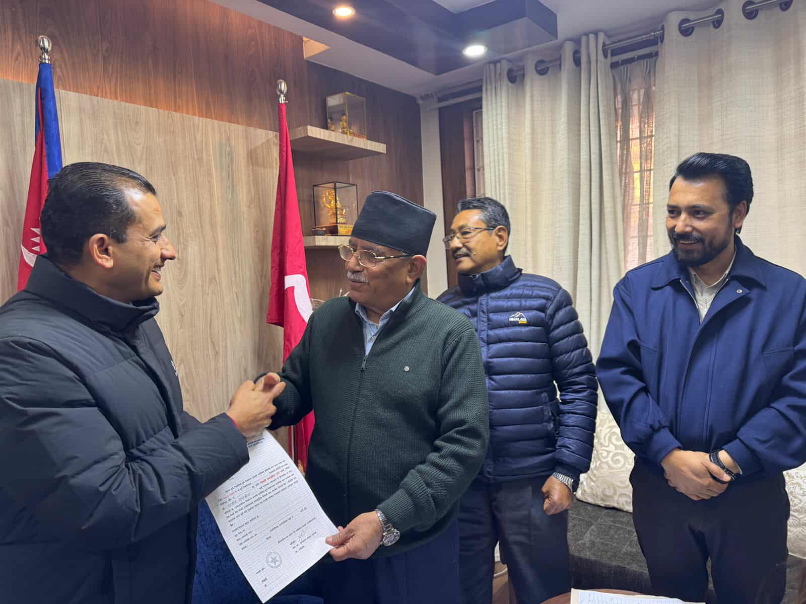 माधव सापकोटा सुबोधले लिए सिन्धुपाल्चोक १ बाट प्रत्यक्ष तर्फको टिकट