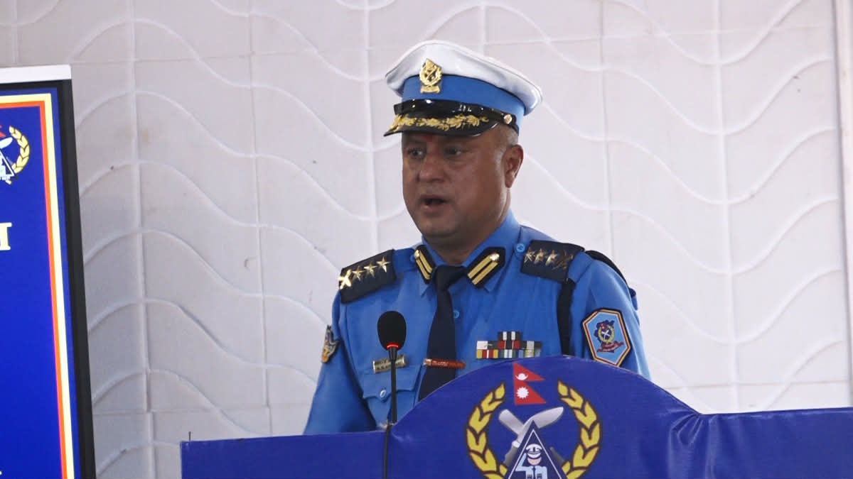 ट्राफिक नियम मिच्नेको लाइसेन्स खारेज गर्छौं, व्यवहार नसुधार्ने प्रहरीलाई कारबाही हुन्छः प्रमुख अधिकारी