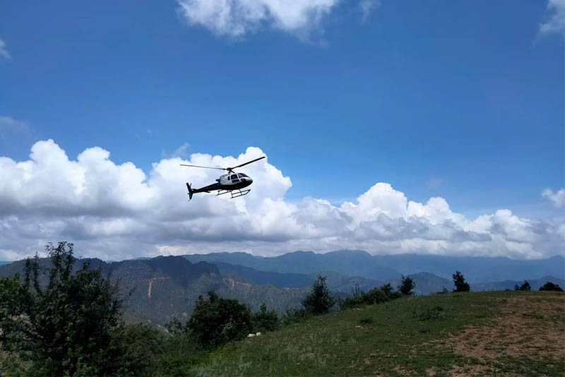 दुई वटा हेलिकप्टर एकापसमा ठोक्किँदा ४ को मृत्यु