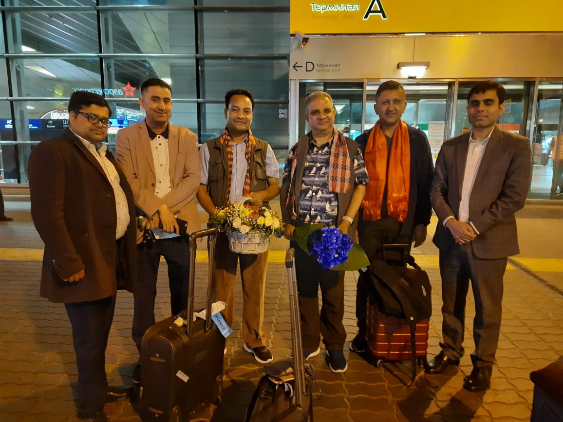 ५ दिने भ्रमणका लागि मन्त्री अथकसहितको नेपाली प्रतिनिधि मण्डल रुस पुग्योे