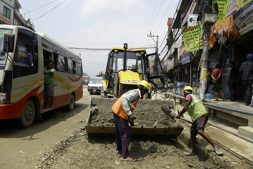 आयोजनाको ठेक्का कात्तिकमा सक्नुपर्ने
