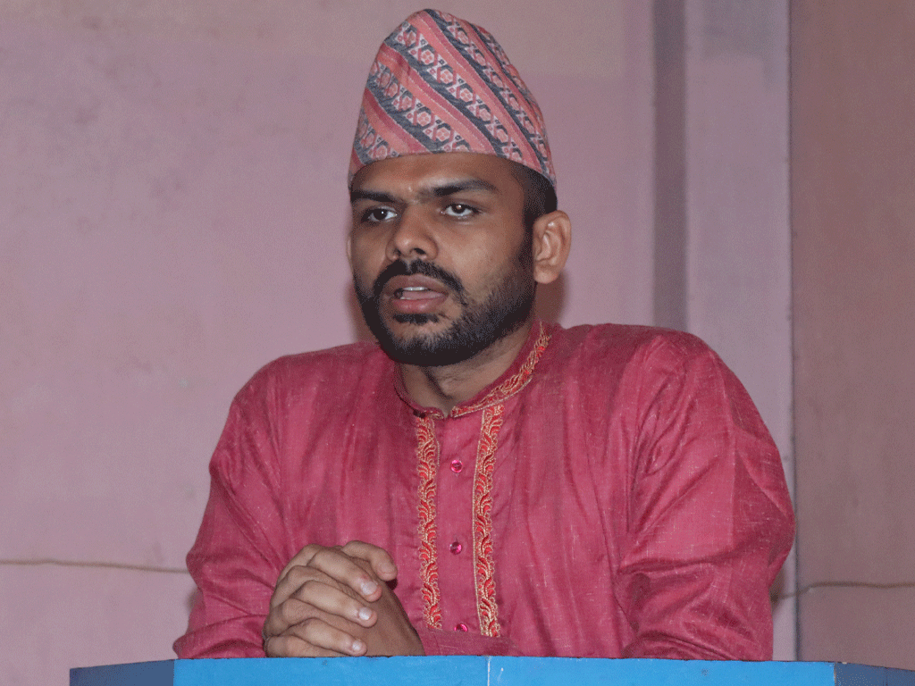 रास्वपा महामन्त्रीमा सागर ढकालले गरे उम्मेदवारी घोषणा