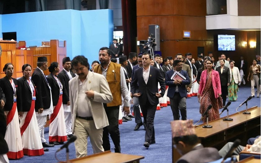 रास्वपा र राप्रपाद्वारा प्रतिनिधिसभामा विरोध