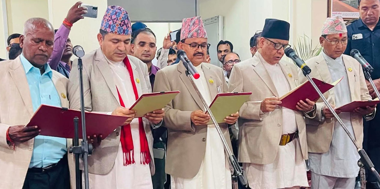 लुम्बिनी प्रदेशमा मन्त्रिपरिषद् पुनर्गठन, पाँच मन्त्रीको लिए शपथ