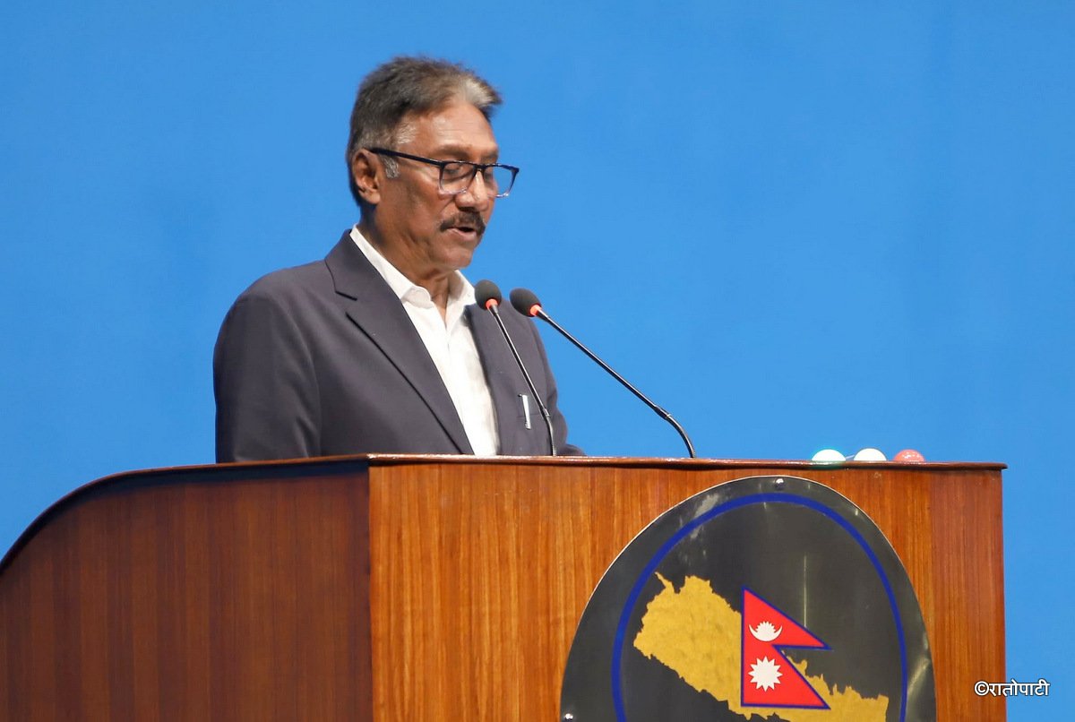 दश वर्षमा बाध्यात्मक रोजगारीका लागि विदेश जाने अवस्था अन्त्य हुन्छ : श्रममन्त्री