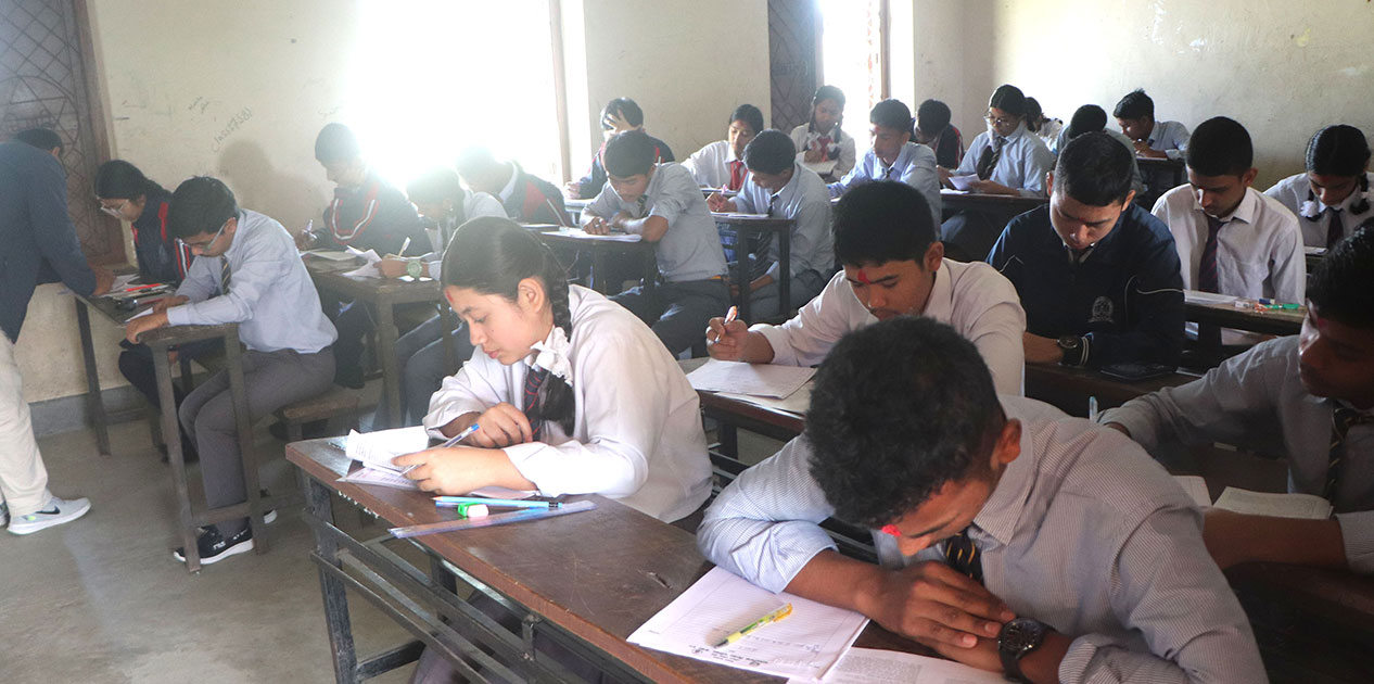 एसइईको पहिलो दिनदेखि उत्तरपुस्तिका परीक्षण सुरु