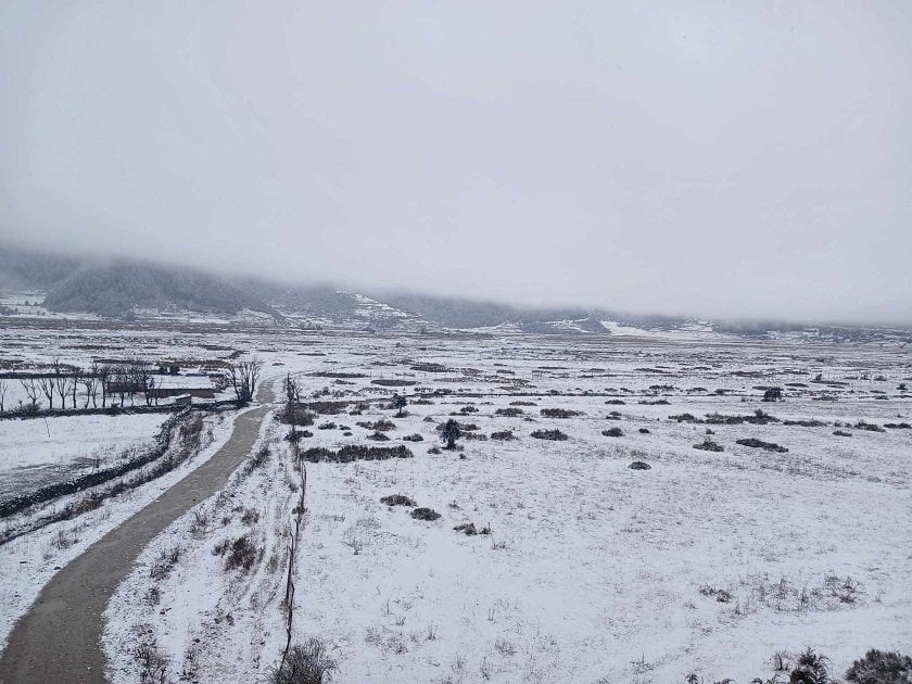 बागलुङको माथिल्लो क्षेत्रमा हिमपात