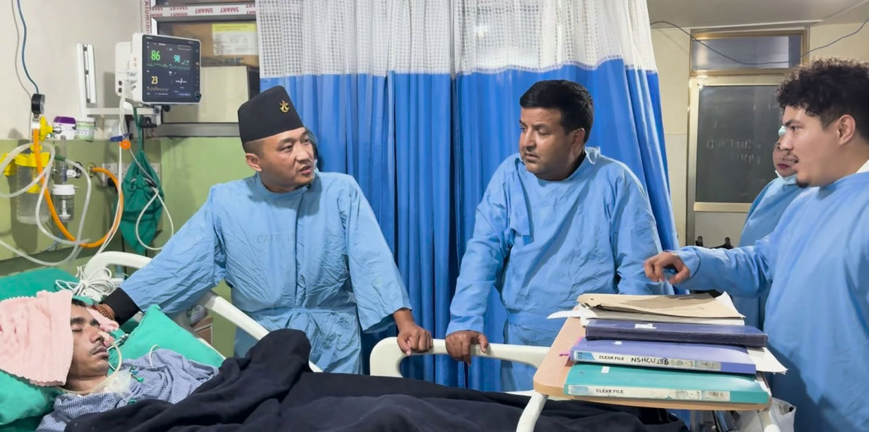 गृहमन्त्री गुरुङले लिए जेन जेड आन्दोलनका घाइतेको स्वास्थ्य अवस्थाबारे जानकारी