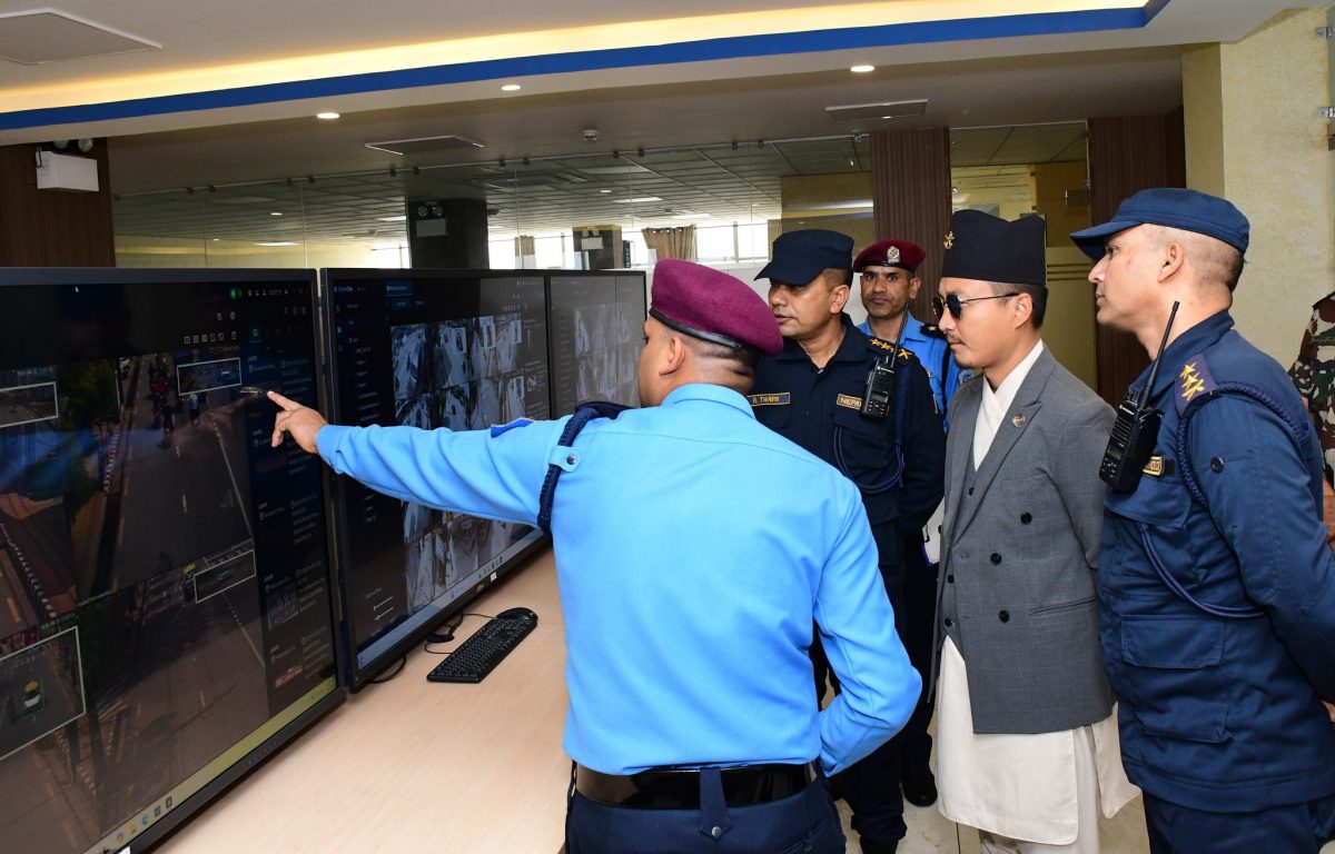 सेवामूलक प्रहरी सेवा प्रदान गर्न गृहमन्त्री गुरुङको निर्देशन