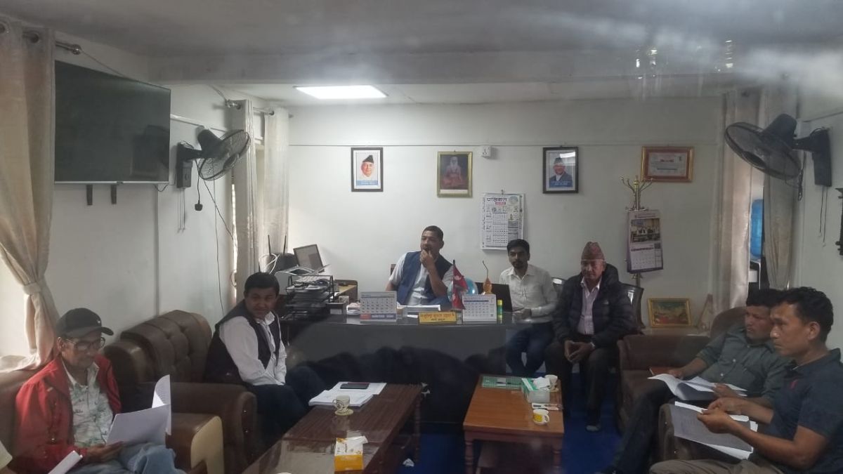 सुकुम्बासीको प्रमाणीकरण गर्दै भूमि आयोग