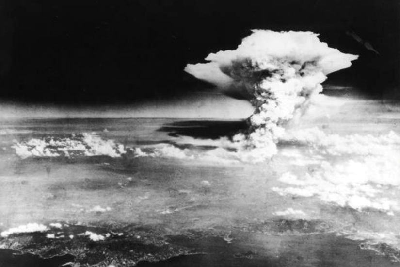 शक्तिशाली त्यो बम जसले ४३ सेकेन्डभित्र नष्ट गरेको थियो हिरोशिमा शहरको ८० प्रतिशत भूभाग