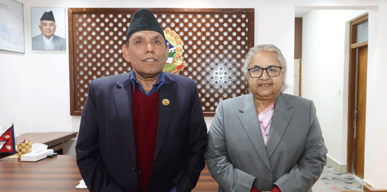 प्रधानमन्त्री कार्कीसँग राष्ट्रिय सभाका अध्यक्ष दाहालको भेट