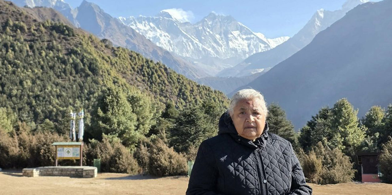 प्रधानमन्त्री कार्की सोलुखुम्बुमा