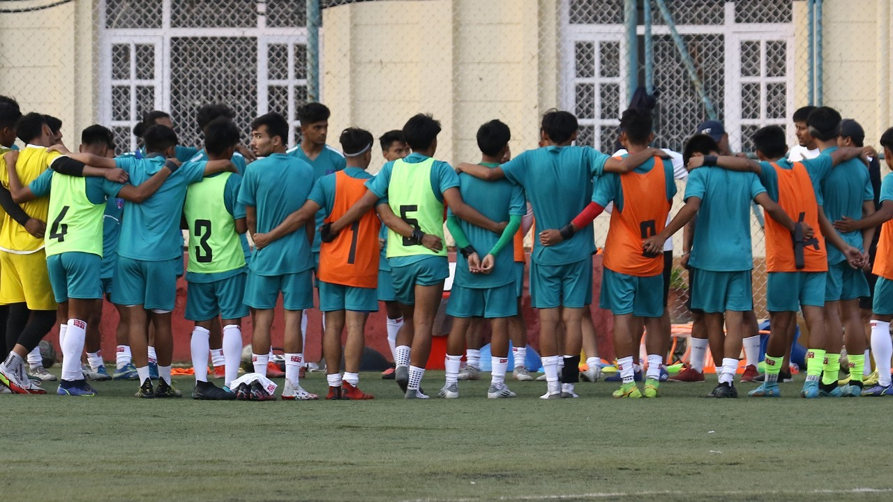 साफ यू-२० पुरुष च्याम्पियनसिप फुटबलमा सहभागिता जनाउने नेपाली टोलीलाई बिदाइ