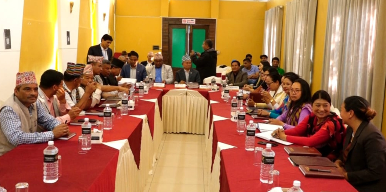 आइतबार विद्यालय बन्द गर्ने निर्णयले स्थानीय तहको अधिकारमा असर परेको मेयर्स फोरमको निष्कर्ष