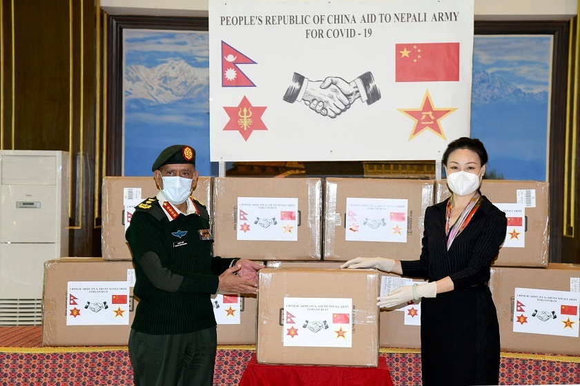 चीनले दियो नेपाली सेनालाई ३ लाख डोज खोप