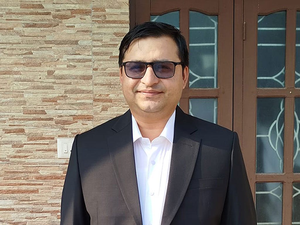 छिटो र सुलभ न्याय पाउने व्यवस्था खोजौँ, तर लालटिनलाई राजनीति औजार नबनाऔँ’: सांसद न्यौपाने