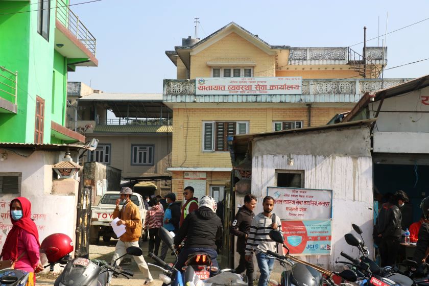 भरतपुरमा अब अनलाईन टोकन मार्फत यातायात लाईसेन्स नविकरणको सेवा लिन सकिने
