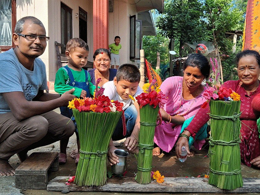 थारु समुदायले ‘यमोसा’ पर्व मनाउँदै